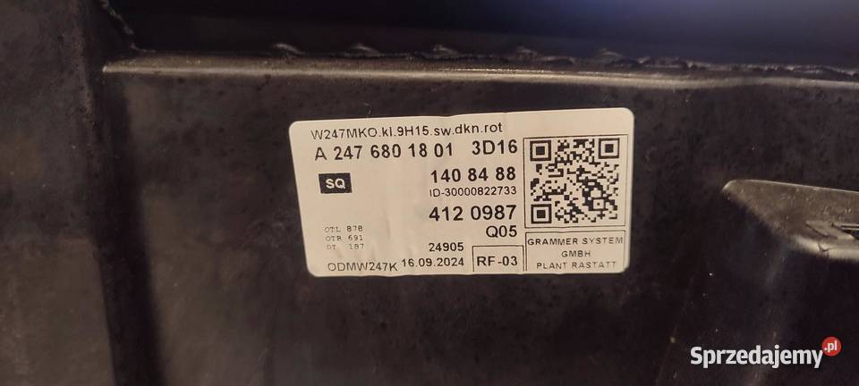 MERCEDES W247 TUNEL PODŁOKIETNIK A2476801801 Wyposażenie wnętrza sprzedam