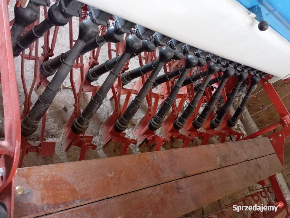 Siewnik zbożowy Isaria 600 Węchadłów