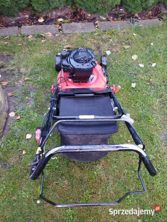 Kosiarka spalinowa Firmy Briggs Stratton NA