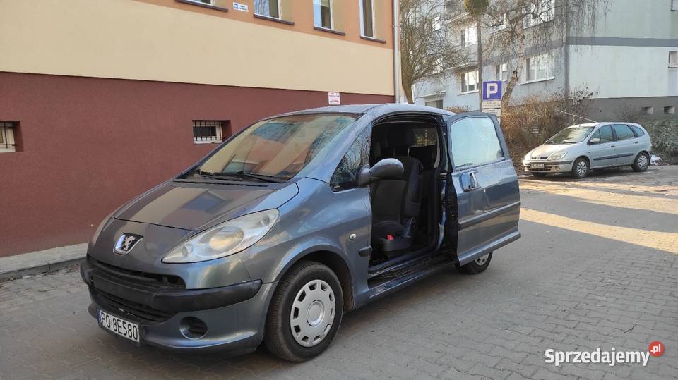 Peugeot 1007 2007 14 benzyna clima 70KM Chodzież
