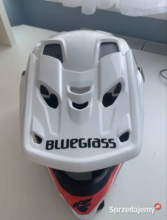 Biały kask bluegrass rozmiar M Ożarów Mazowiecki