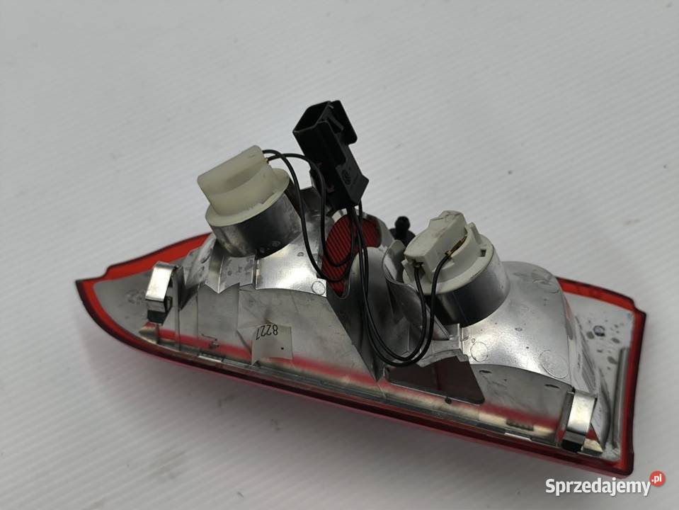 LAMPA BAGAZNIKA LEWA OPEL INSIGNIA A KOMBI wielkopolskie