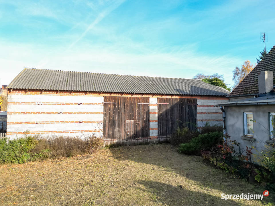 Piękne siedlisko budynki gospodarcze Biskupie