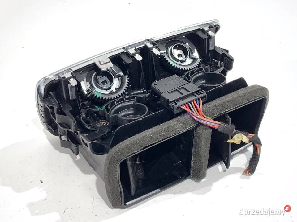 KRATKA NAWIEWU TYŁ AUDI A7 4G 4G0819203