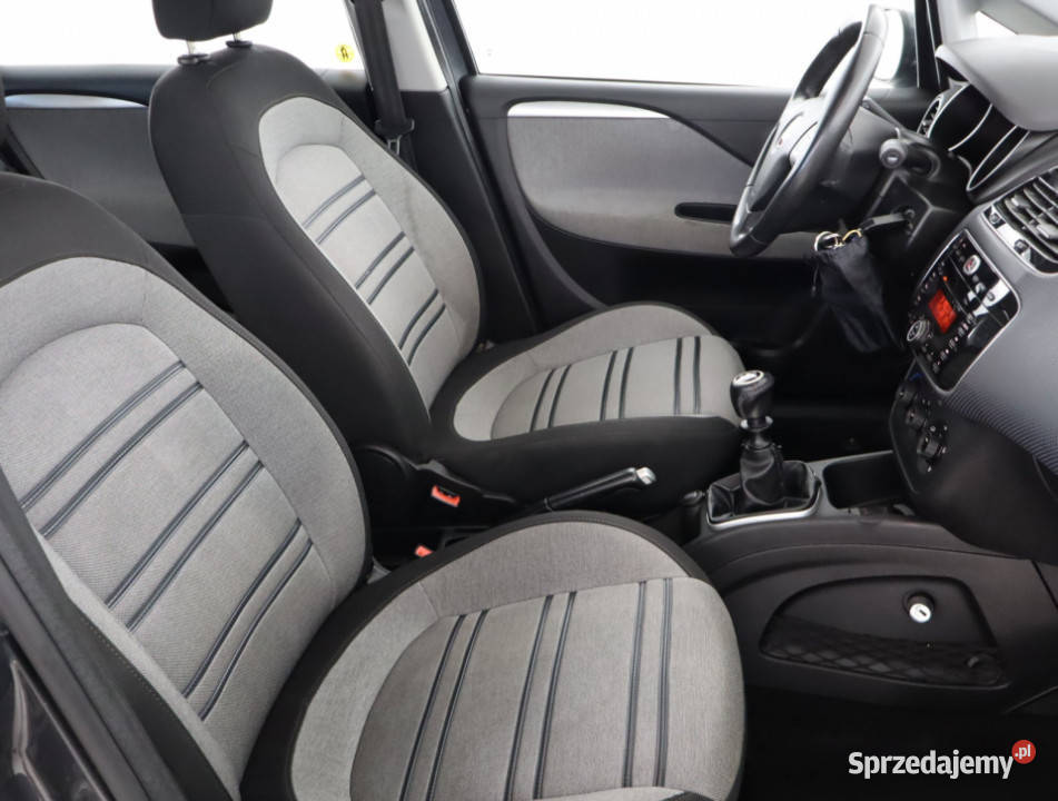 Fiat Punto Evo 14 radio Bielany Wrocławskie