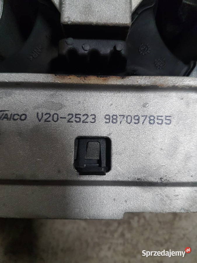 BMW 2 15 PODUSZKA SILNIKA WSPORNIK SILNIKA Turek sprzedam