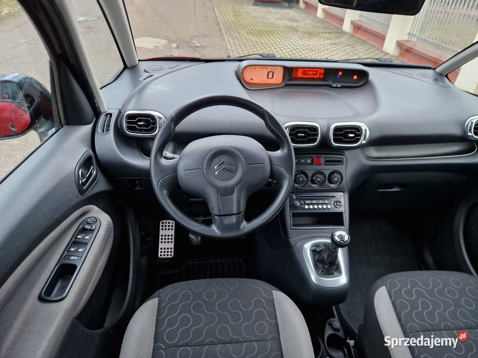 Citroen C3 Picasso 14 16V 95 2012 Rok produkcji 2012 Nadma sprzedam