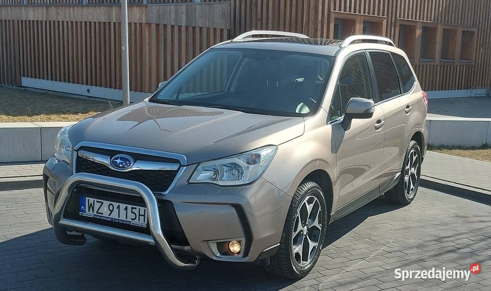 Subaru Forester XT 240 przebieg 100k Warszawa