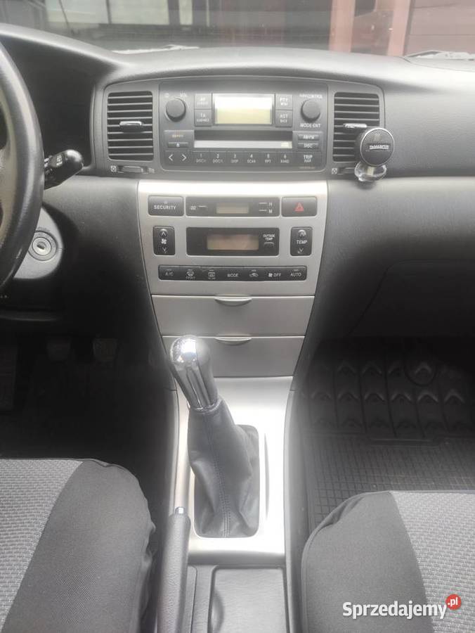 sprzedam Toyota Corolla 16 benzyna 2002 Zawiercie