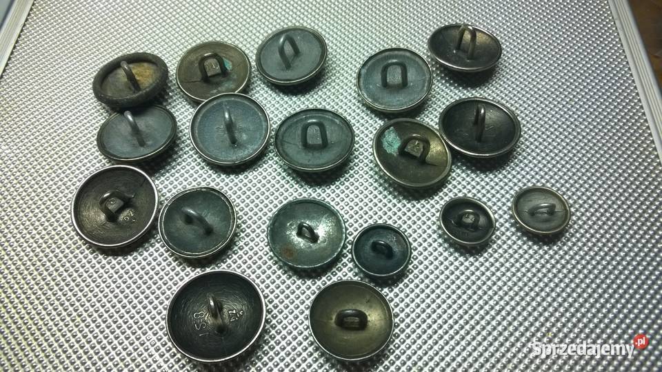 Guziki wojskowe orzeł bez korony PRL 18 Warszawa