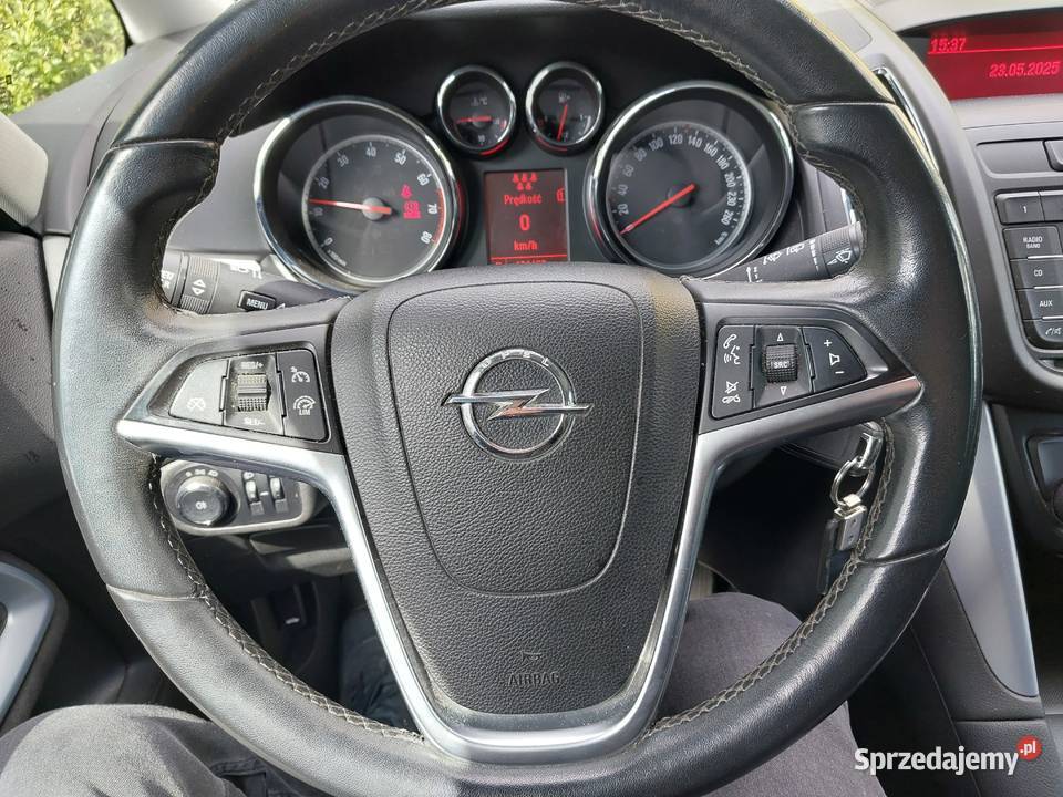 Samochód osobowy Opel Zafira Tourer 14 benzyna Piła