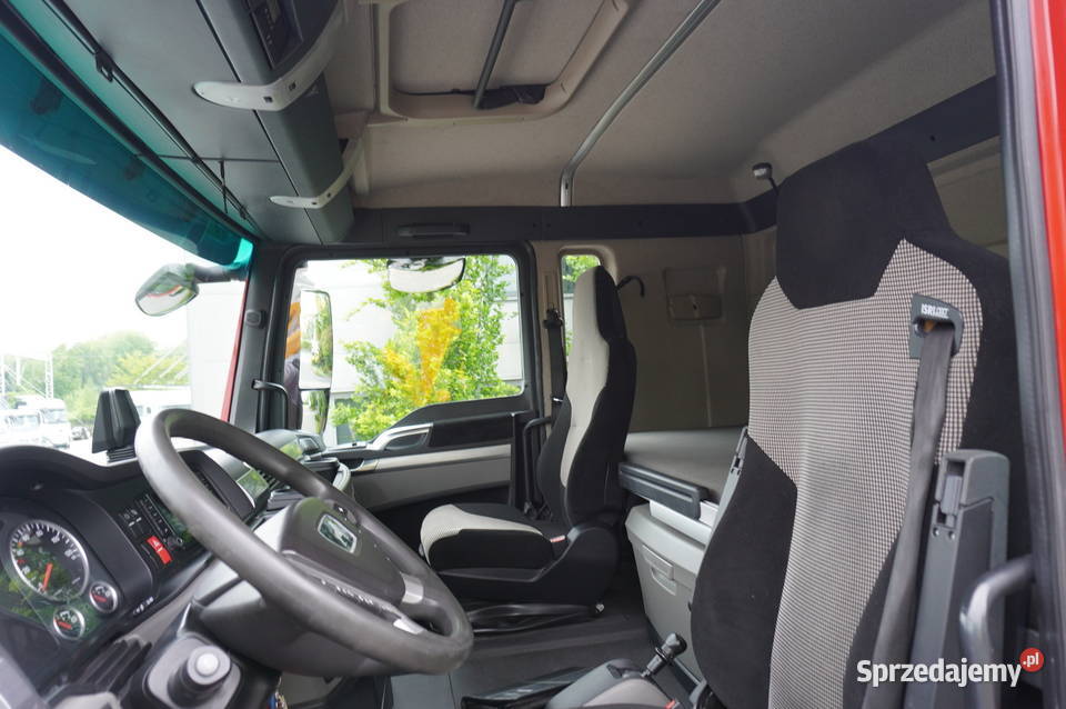 Ciągnik siodłowy MAN TGX 33640 6x4 DMC 70 t 280 automatyczna