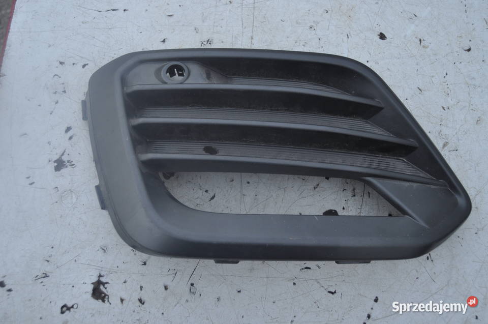 SEAT ATECA LIFT LEWA KRATKA ZDERZAKA 575853665R pomorskie Sierakowice sprzedam