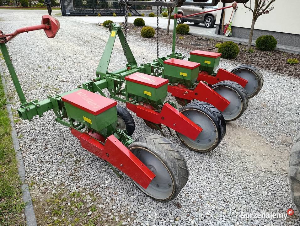 Siewnik hassia do kukurydzy