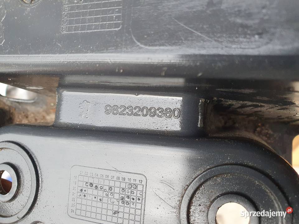 PEUGEOT 208 II ŚLIZG ZDERZAKA PRAWY TYŁ Karoseria Międzychód sprzedam