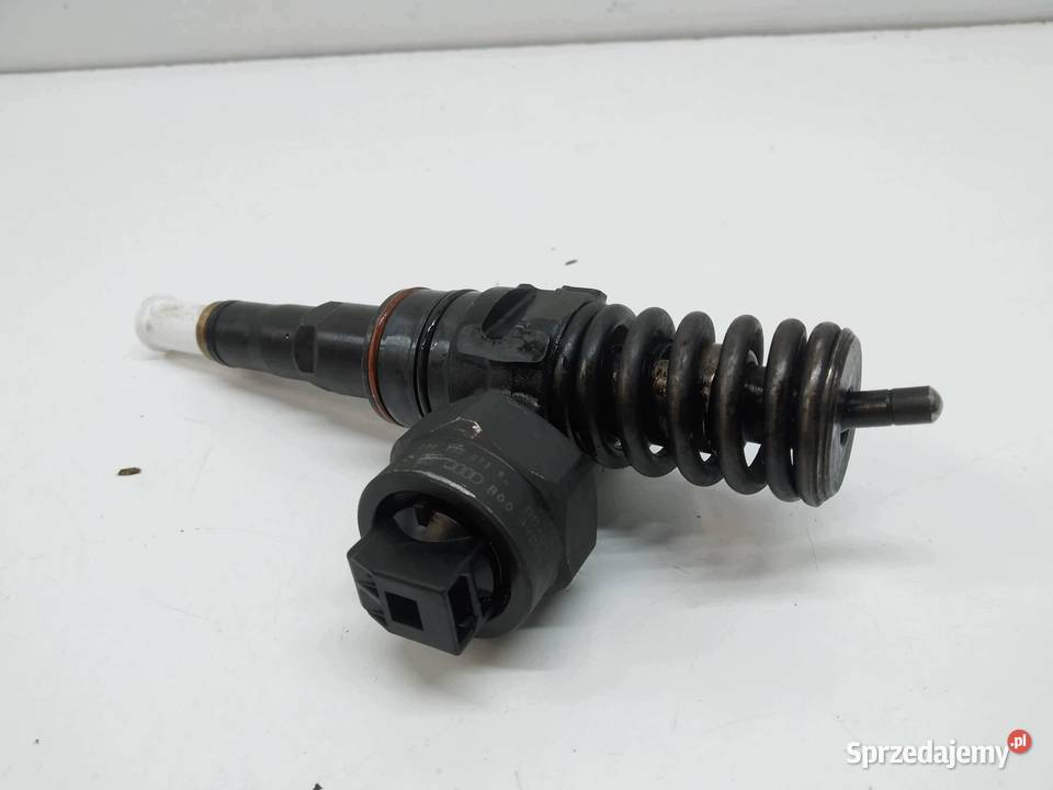 POMPOWTRYSKIWACZ 038130073R 14 19 TDI Skoda sprzedam