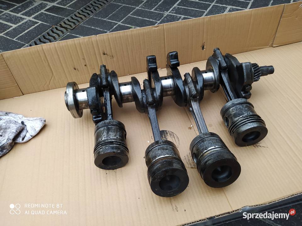 Wal korbowy ostrowek korbowody tloki Ursus c360 Lubliniec sprzedam