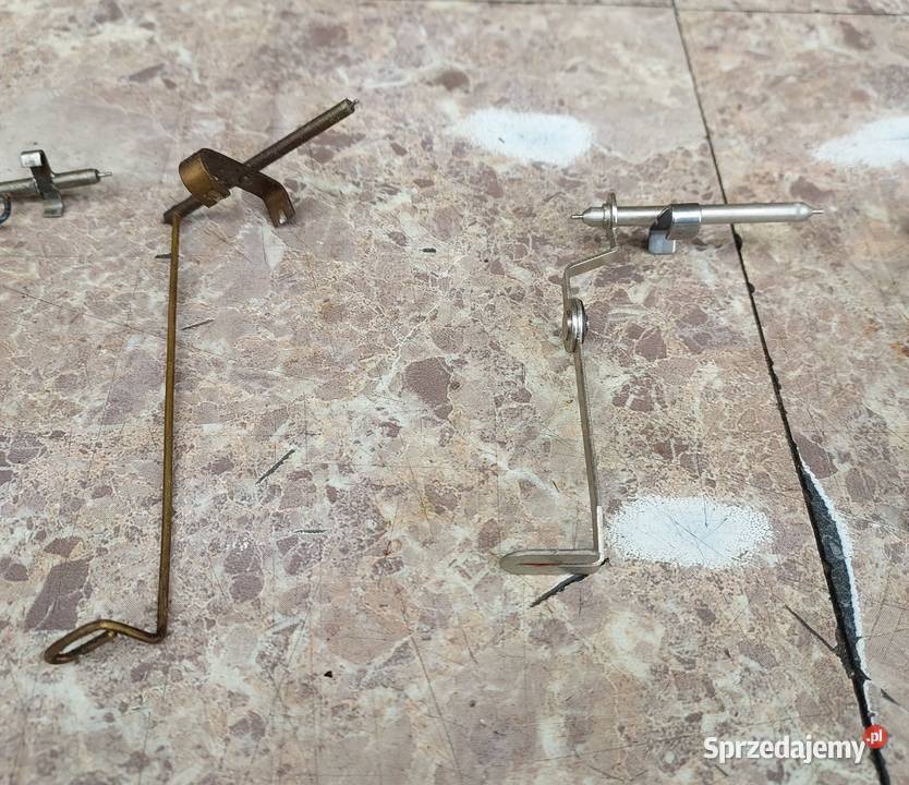 Wychwyt oś wychwytu kotwice mechanizmu starego Tczew sprzedam