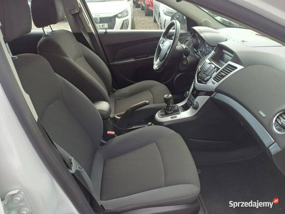 Chevrolet Cruze BEZWYPADKOWY Climatronic ALU PDC biały Cruze Chrzanów sprzedam