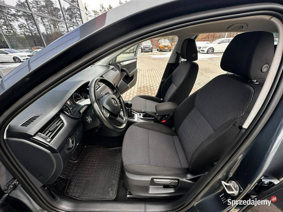 koda Octavia 2kplkół Grzany fotel Climatronic Rok produkcji 2015 Kąty Opolskie