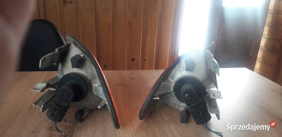 Komplet listw pod lampy komplet kierunków BMW