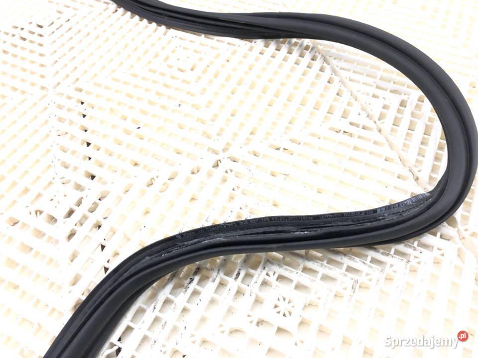 USZCZELKA KLAPY BAGAŻNIKA VW ARTEON Hatchback