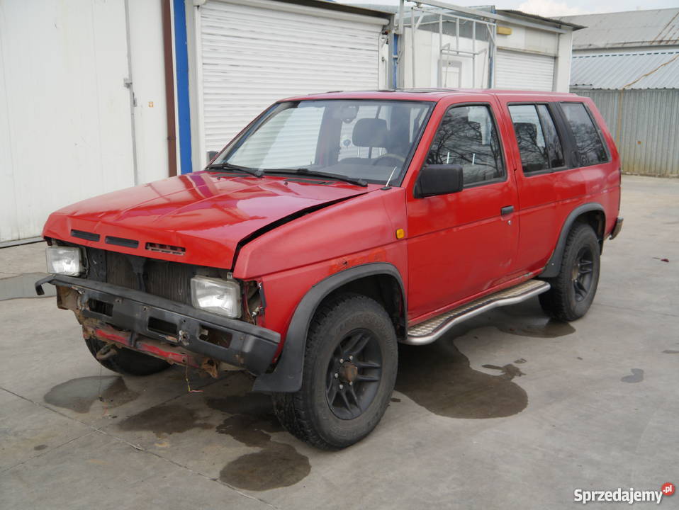 Nissan Terrano I 27 TD lekko uszkodzony Łosice