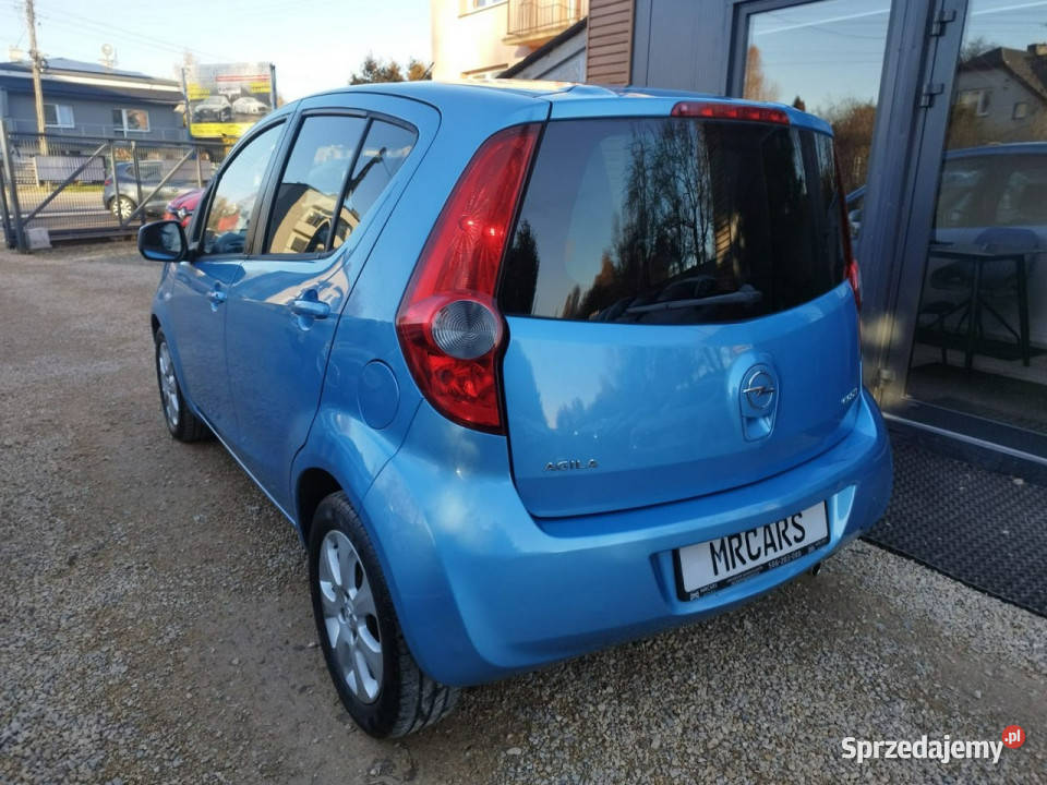 Opel Agila manualna