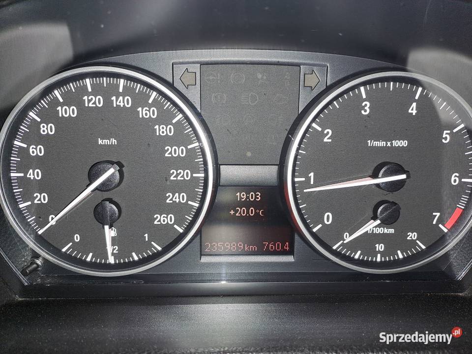BMW E90 318i polift 143KM Rzeszów