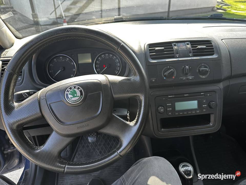 Skoda Fabia II 12 TSI 86 2012 r granatowy Sierpc