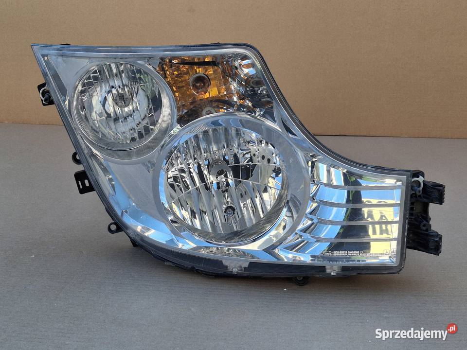 MERCEDES ACTROS MP4 REFLEKTOR PRAWY H7 LAMPA Bieleń sprzedam