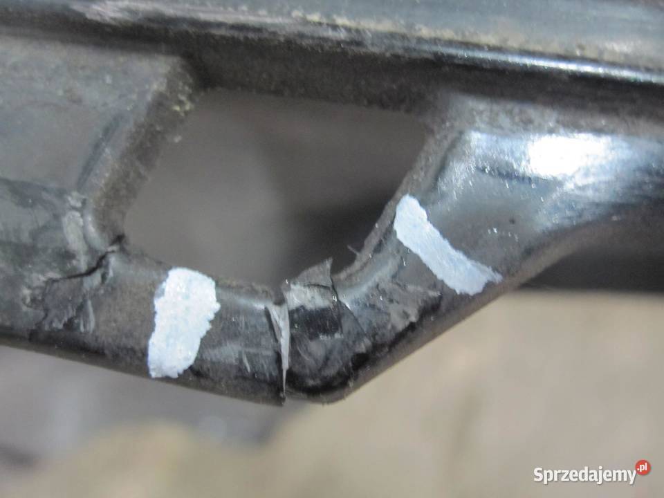 BMW E60 03r zderzak przód sprzedam