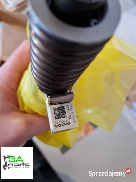 POMPOWTRYSKIWACZ VOLVO ORYGINAŁ 22340652