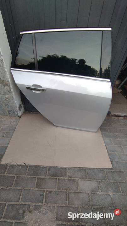 Drzwi prawy tył Opel Insignia kombi dolnośląskie Wrocław