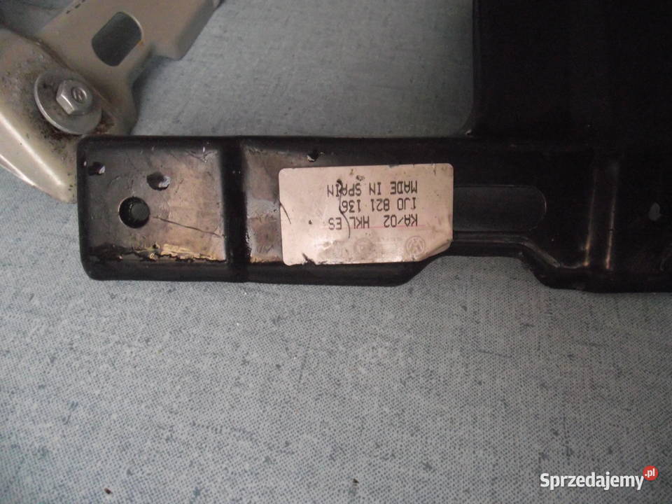 Vw Golf4 Wspornik błotnika przedniego Wrocław
