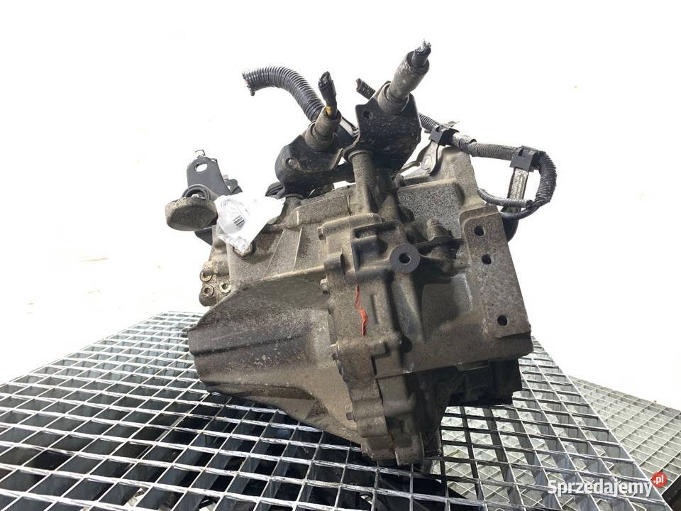 SKRZYNIA BIEGÓW TOYOTA YARIS II 13 100 0514 sprzedam