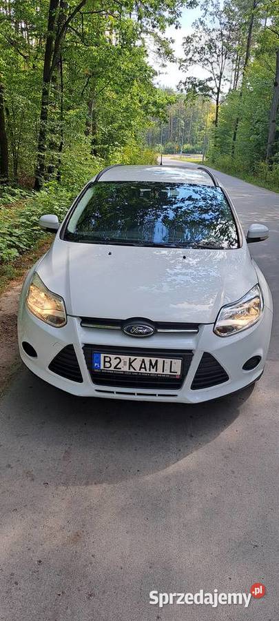 auto Kamila Ford Focus MK III 2012 hak Białystok