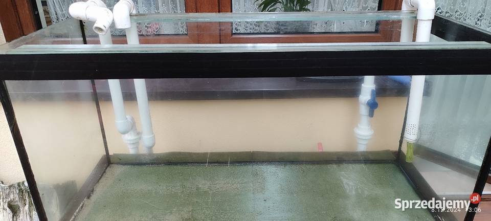 Akwarium stolik osprzęt
