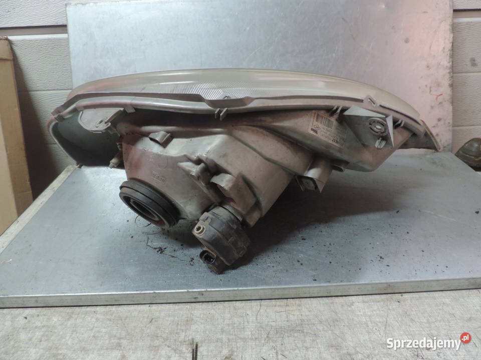 RENAULT TRAFIC 2 LAMPA LEWY PRZÓD Rok produkcji 2001 Oświetlenie małopolskie Nowy Sącz