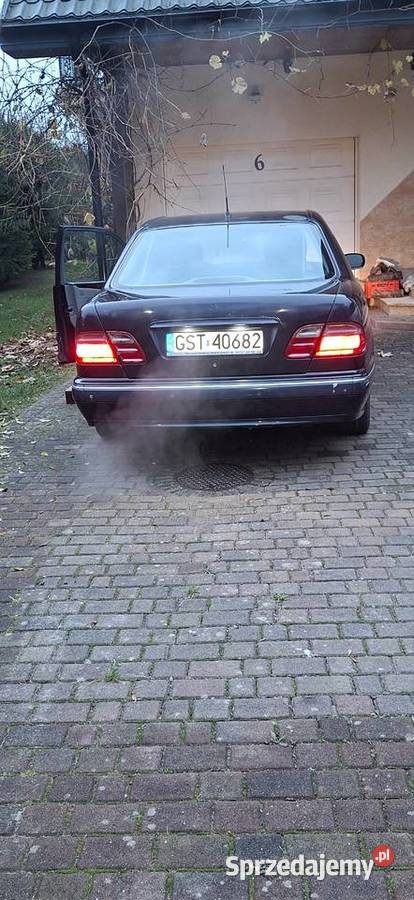 Mercedes 32 benzlpg Rokocin