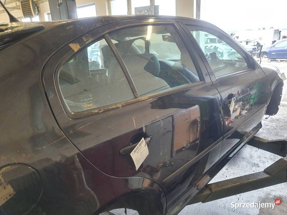 DRZWI PRAWE TYŁ SKODA OCTAVIA I LIFT LF9R Lipno