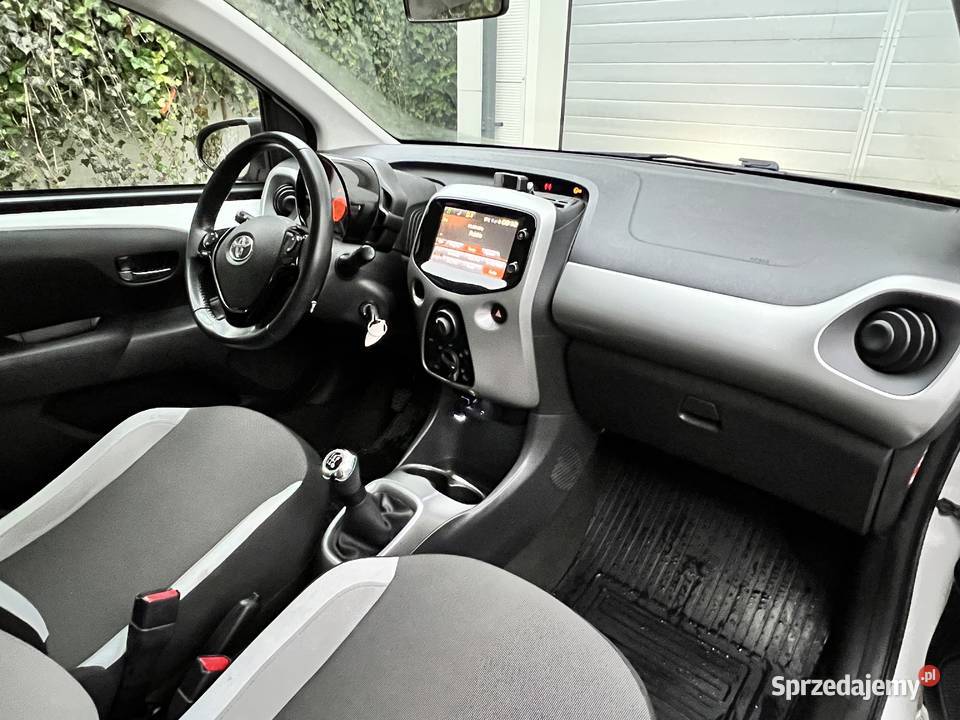 Salon Czujniki Kamera Konserwacji2kpl opon Gdynia