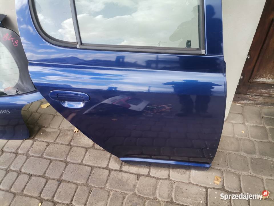 DRZWI PRAWY TYŁ TOYOTA YARIS 1 8K8 Drzwi Nowy Sącz