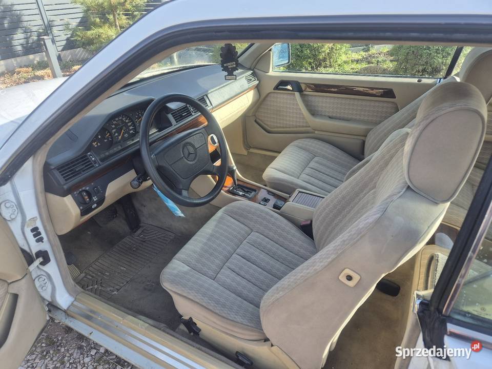 MercedesBenz W124 300ce 90 r KLASYK nowe opony i automatyczna Łódź