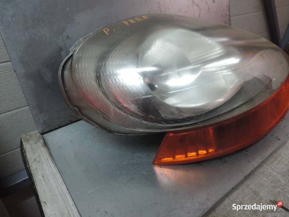 RENAULT TRAFIC 2 LAMPA PRAWY PRZÓD lampy przednie Oświetlenie małopolskie Nowy Sącz