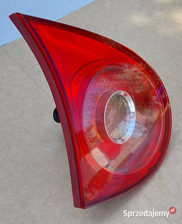 LAMPA KLAPY LEWY TYŁ VW GOLF V 4VFX15K272AA osobowe Mielęcin