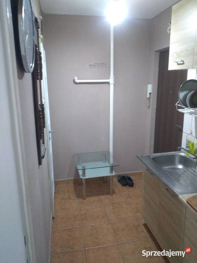 sprzedam mikrokawalerke w centrumtychow os F Piętro 1 Tychy