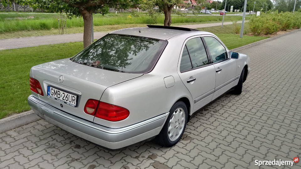 MercedesBenz w210 30 TurboDiesel Xenon Skóra lakier metallic Malbork sprzedam