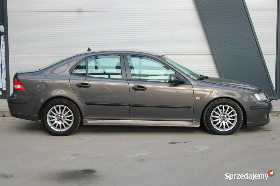 Saab 93 BezwypadkowyBogate wyposazenieSuper przyciemniane szyby Gliwice