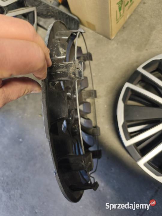 Kołpaki 14 praktycznie nowe